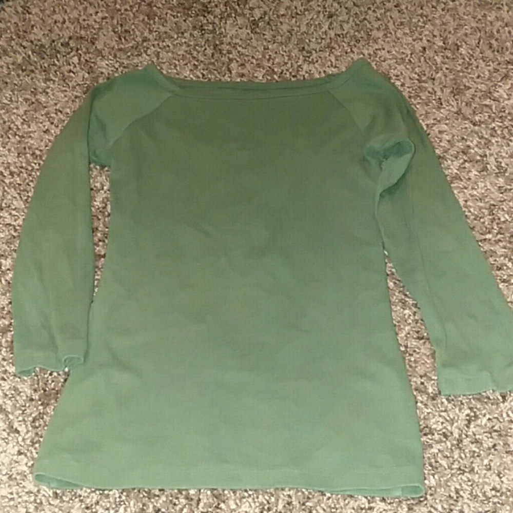 Nice Shirt good condition!! 😉